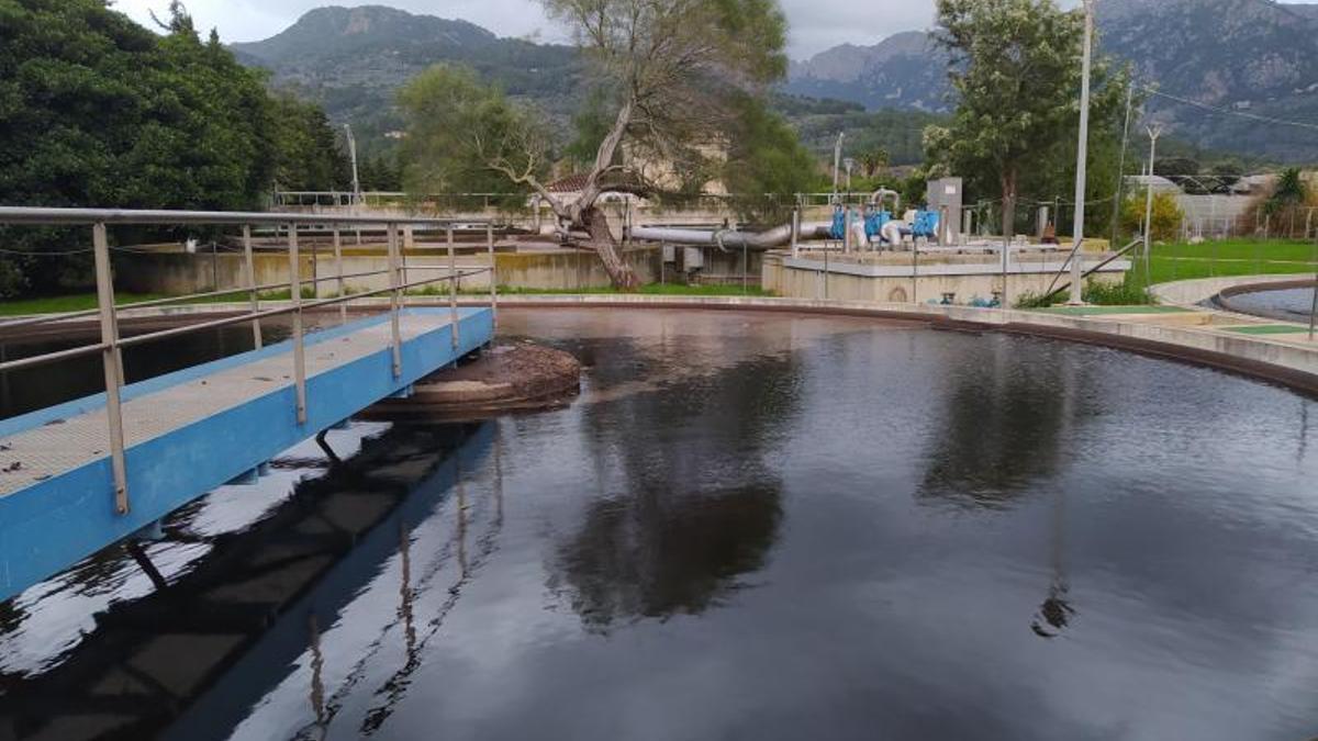 El hedor de la depuradora de Sóller enciende los ánimos de los vecinos