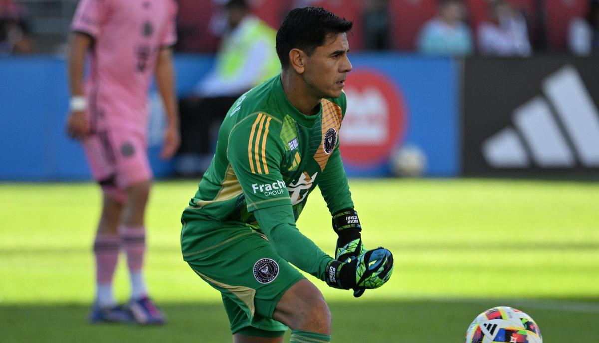 Ustari jugando un partido con el Inter de Miami