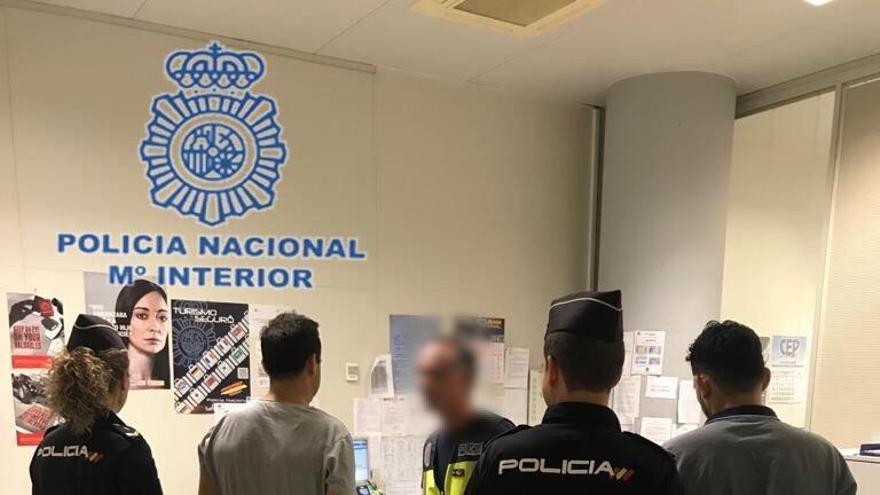 Dos detenidos tras robar 40.000 euros a una turista en el aeropuerto de El Altet