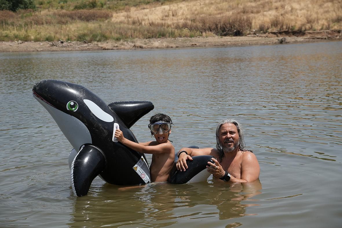 Abre la temporada de baño en la playa de La Breña