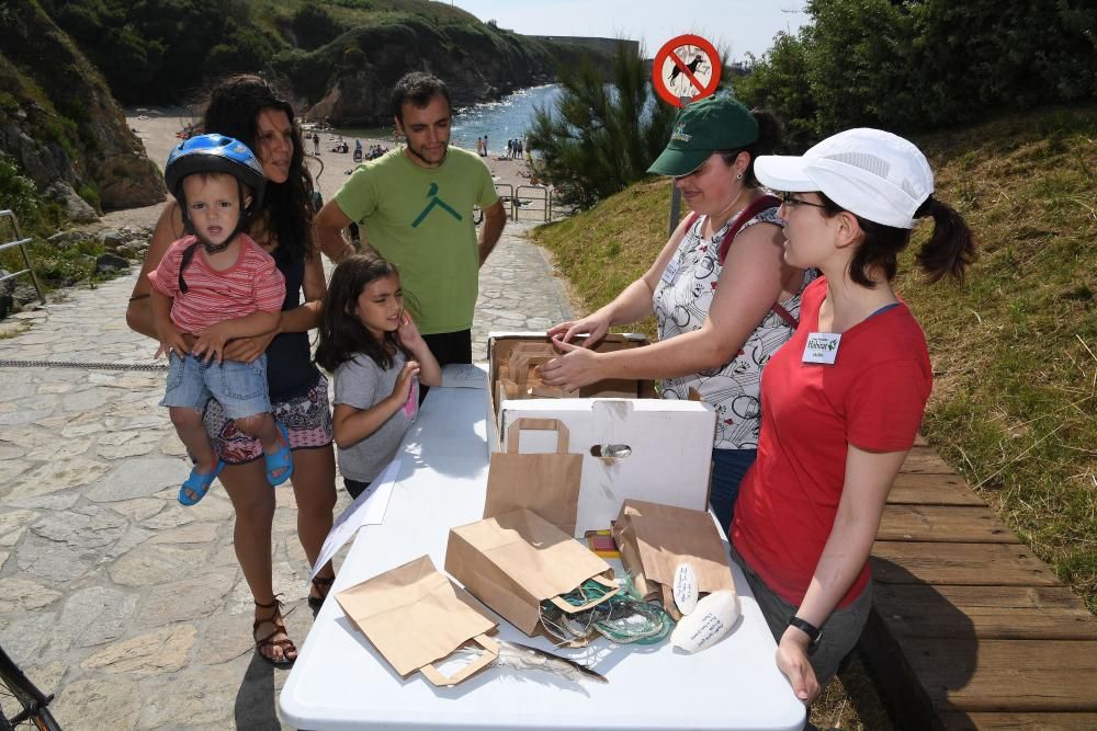 La celebración continúa con una yincana, food-trucks y un taller de cómic para niños en el entorno del faro.