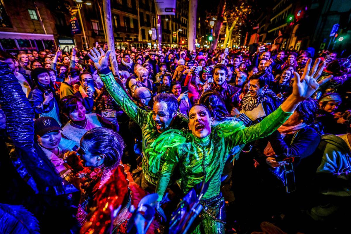 Imagen de archivo de un desfile del Arribo del Carnaval en Barcelona, cuando aún se celebraba en la Rambla.