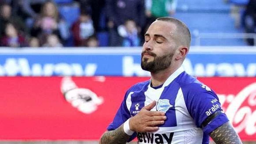 Vidal celebra el gol. // Adrián Ruiz del Hierro