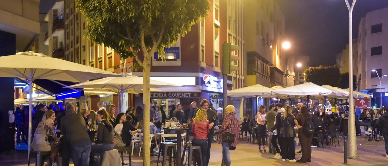 Las Palmas de Gran Canaria: Las terrazas de Joaquín Costa recurrirán para  evitar el cierre a las diez