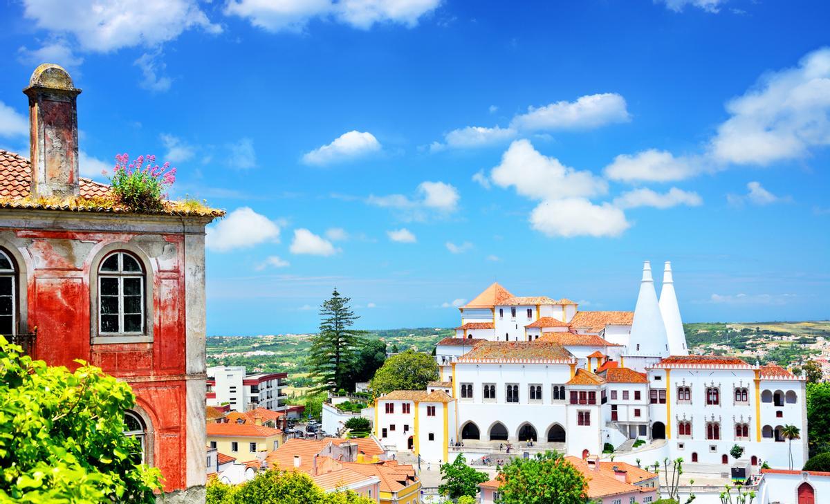 Vista panorámica de Sinta, con el Palacio Nacional de Sintra