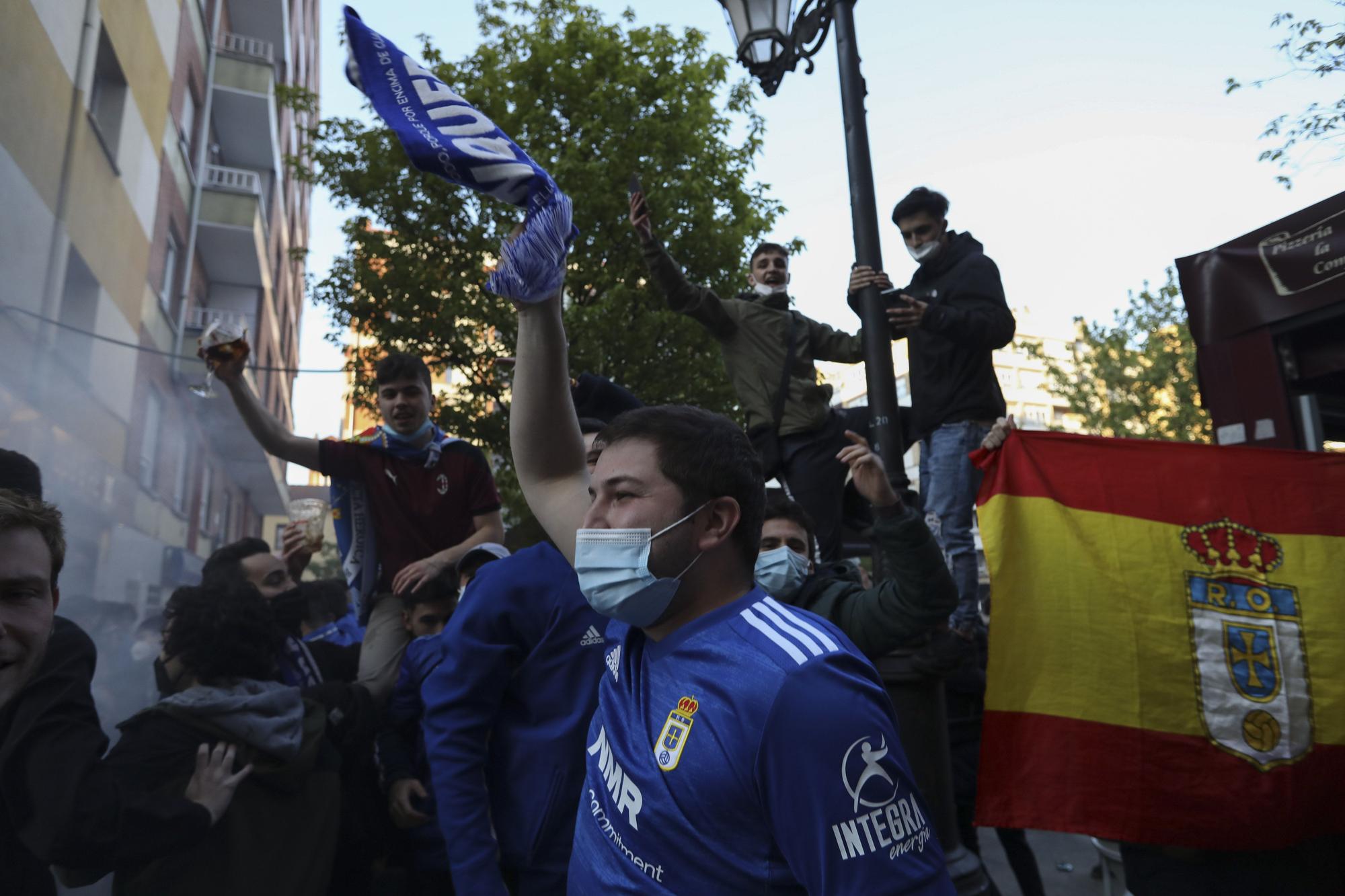 El ambiente en Oviedo durante el derbi