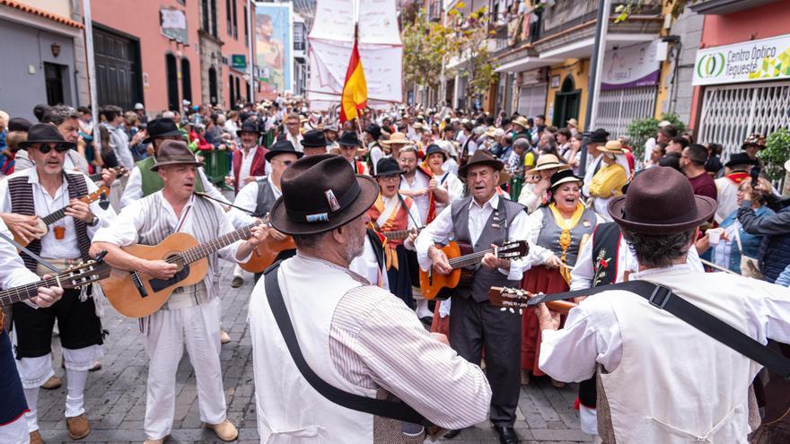 Tegueste se viste de mago en honor a San Marcos Evangelista