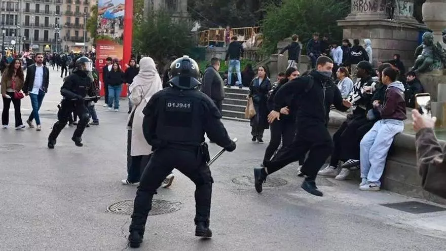 Protesta de jóvenes en Barcelona