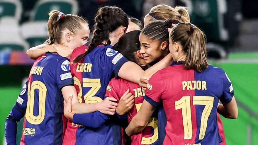 Las azulgranas celebrando un gol durante el partido de ida ante el Wolfsburgo.