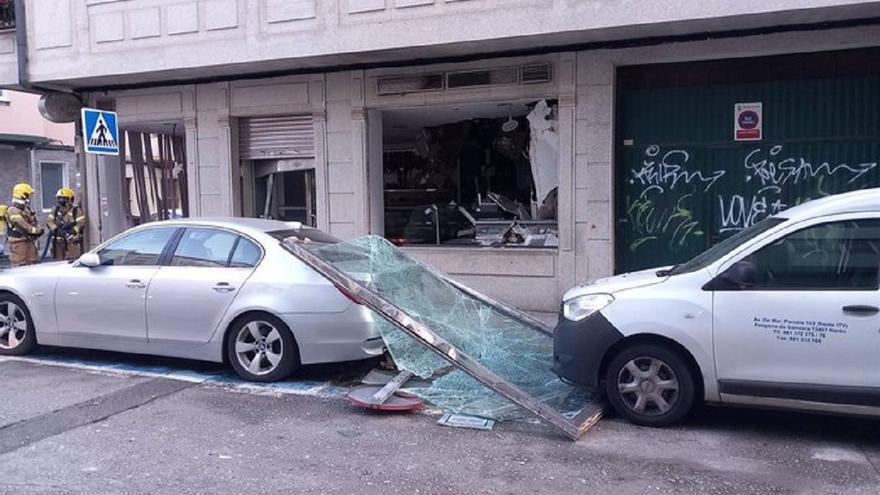 Heridos dos técnicos de una empresa de frío industrial en Ferrol tras una explosión en una carnicería