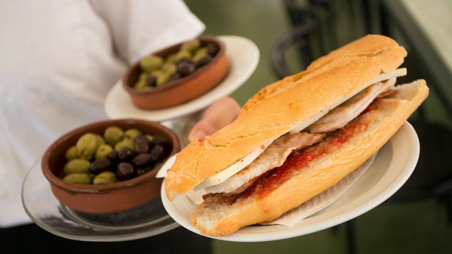 ¿En qué bar o restaurante preparan el mejor almuerzo de toda la provincia de Castellón? Escribir también la localidad