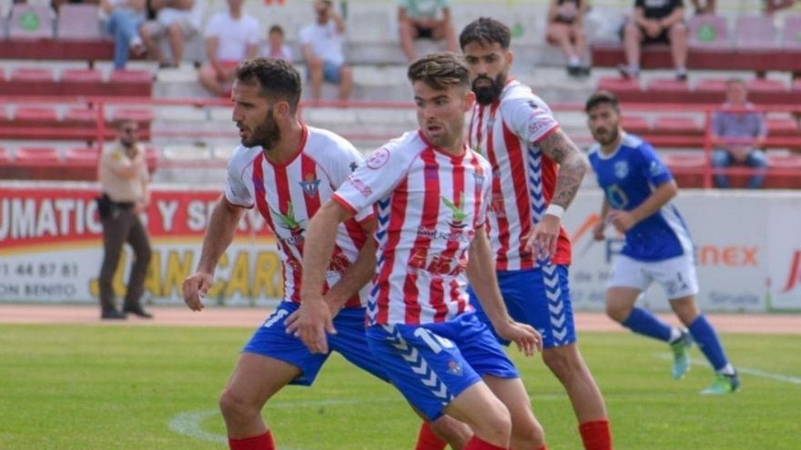 El Don Benito agita el mercado con fichajes de renombre