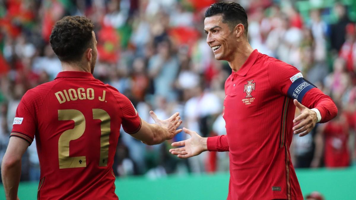 Cristiano celebra uno de sus goles ante Suiza