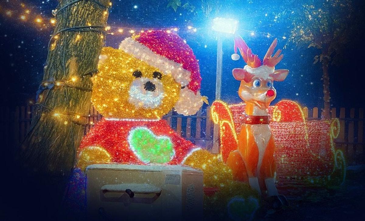 El Espacio PequeNavidad, ubicado en el parque de Gloria Fuertes, ofrece mini noria, trineo tirado por renos, scalextric, zonas de juego para adolescentes y puestos de crepes y gofres entre otras actividades