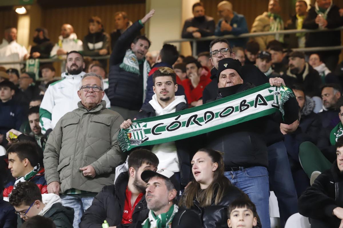 Córdoba CF-Málaga | Las imágenes de la afición en El Arcángel
