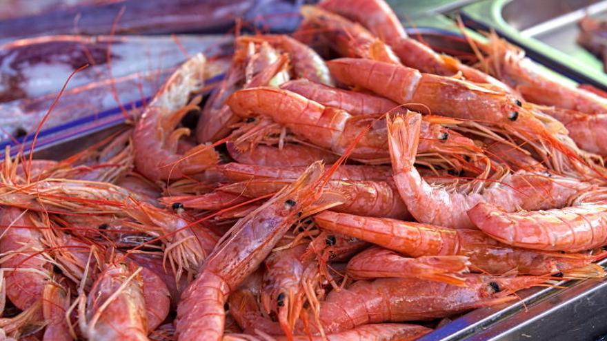 Una bandeja de gambas.