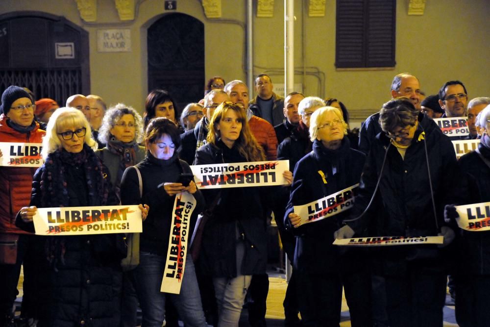 Manresa demana l'alliberament de Sánchez i Cuixart