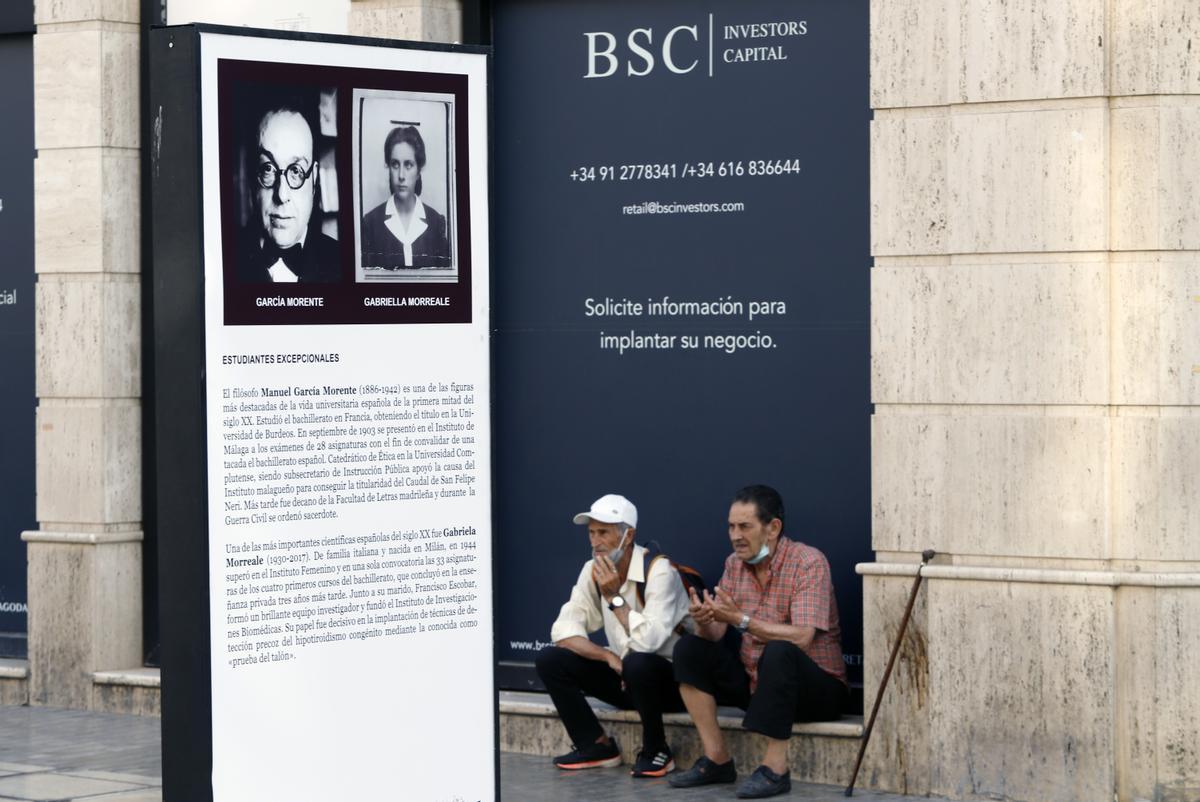 175 aniversario de los institutos Gaona y Martiricos en una exposición en la calle Larios 175 aniversario de los institutos Gaona y Martiricos en una exposición en la calle Larios