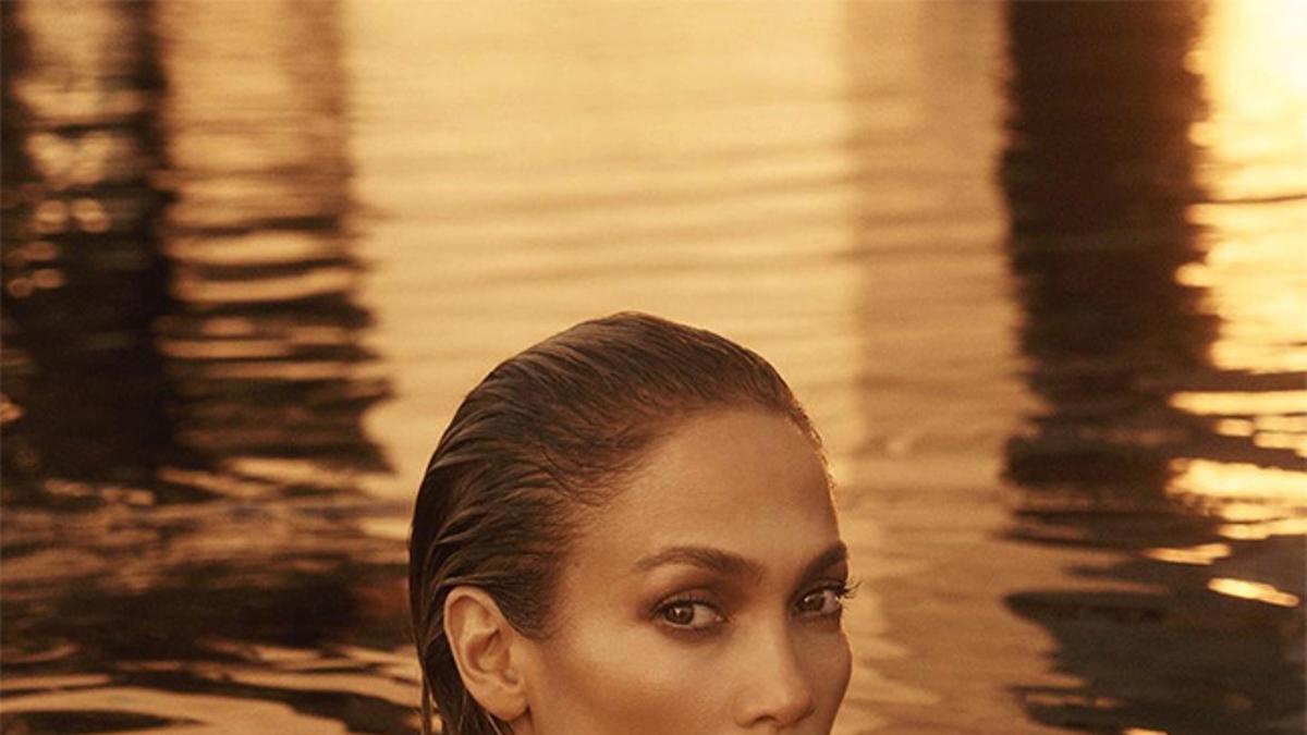 Jennifer Lopez, en una foto promocional de su línea 'beauty'