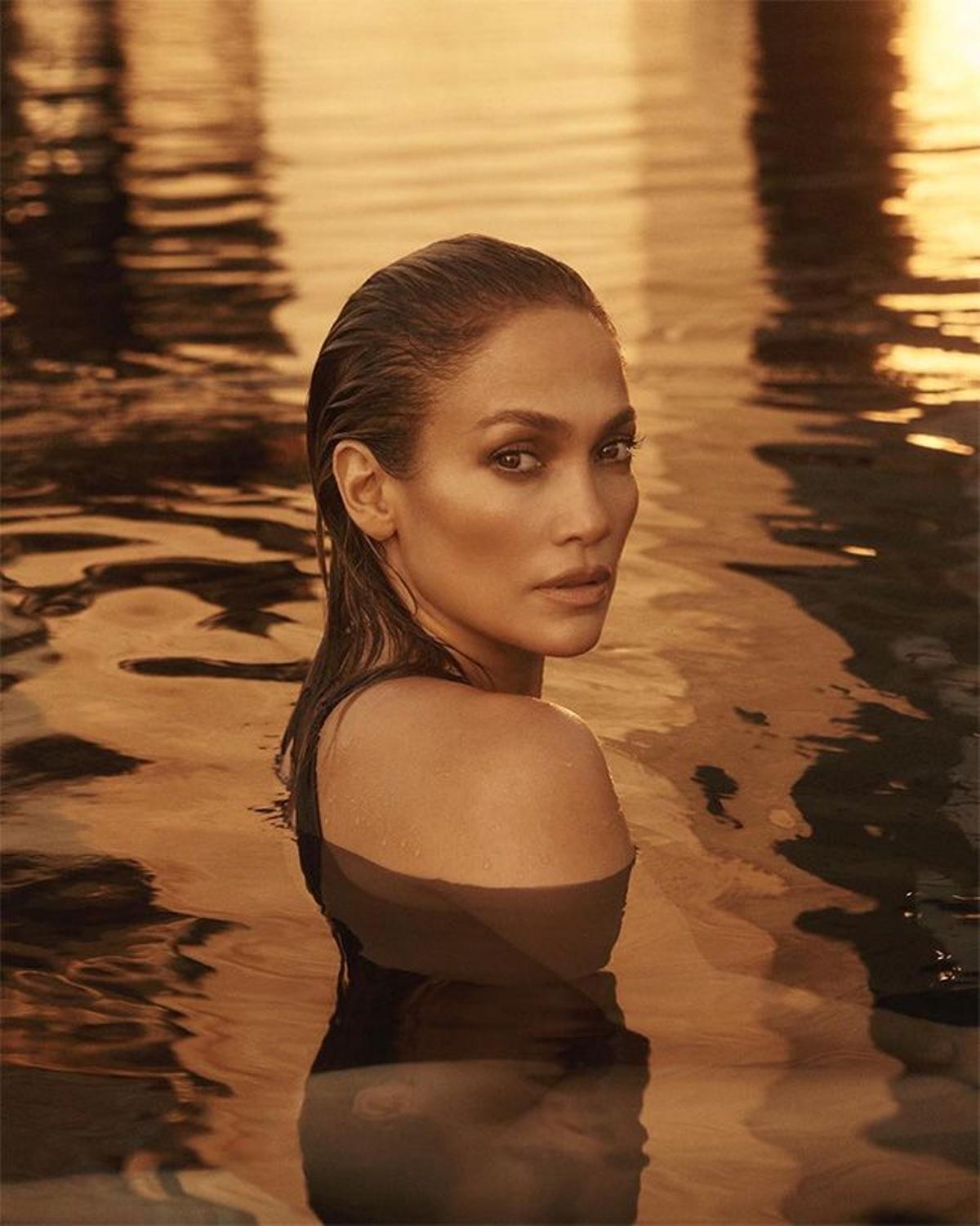 Jennifer Lopez, en una foto promocional de su línea 'beauty'