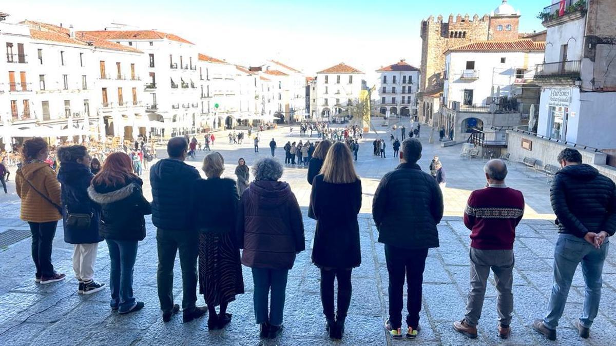 Minuto de silencio, hoy en la plaza Mayor.