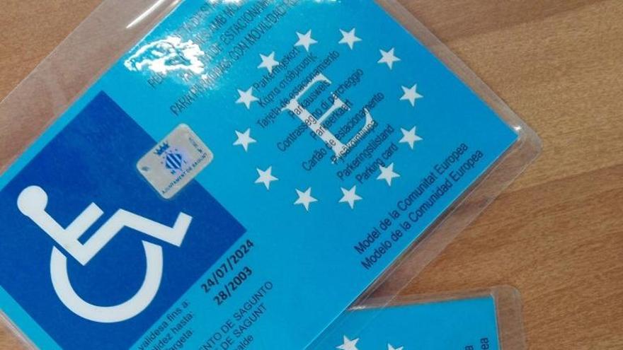 Sagunt pone coto a la &quot;picaresca&quot; con las tarjetas de estacionamiento para personas con movilidad reducida