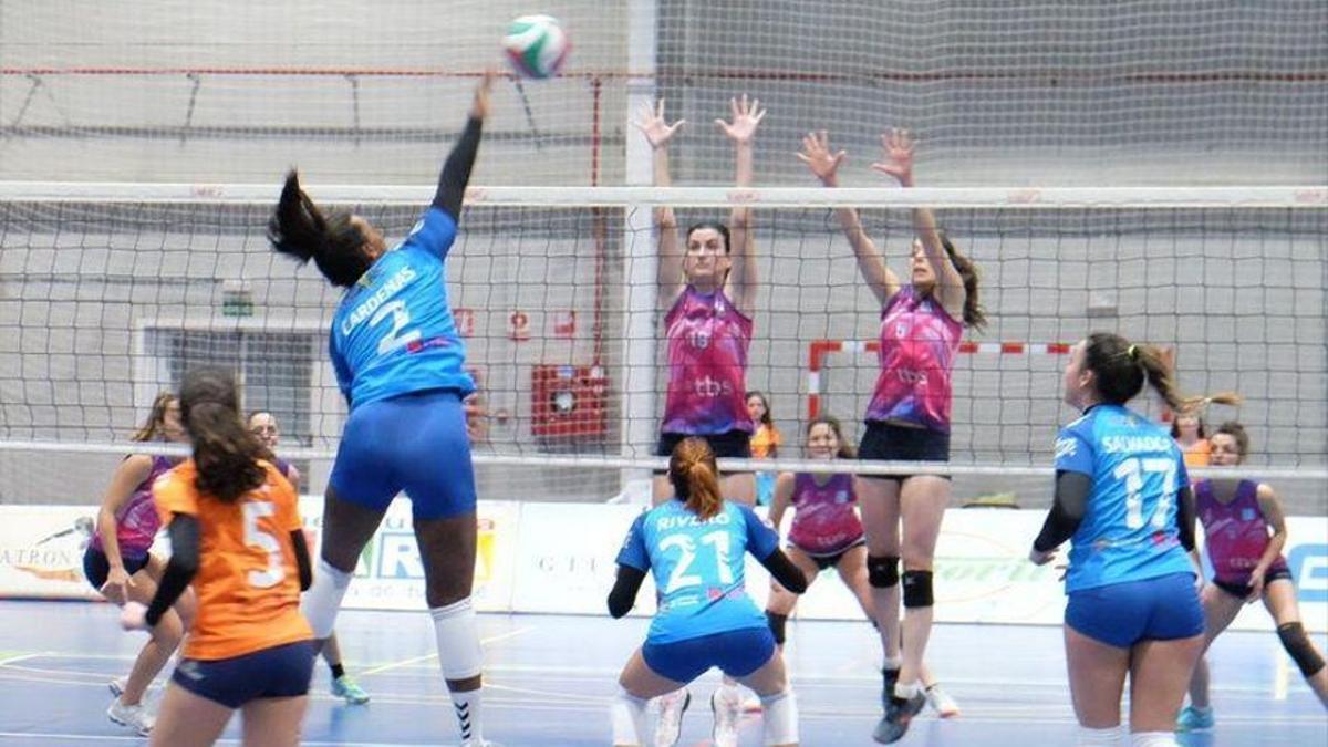 Jugadoras del Voley Grau durante un partido de Superliga 2.