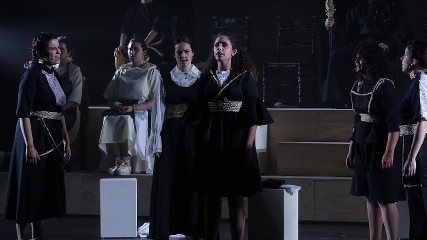 Llega a Calasparra &#039;Bernarda Alba, el musical&#039;