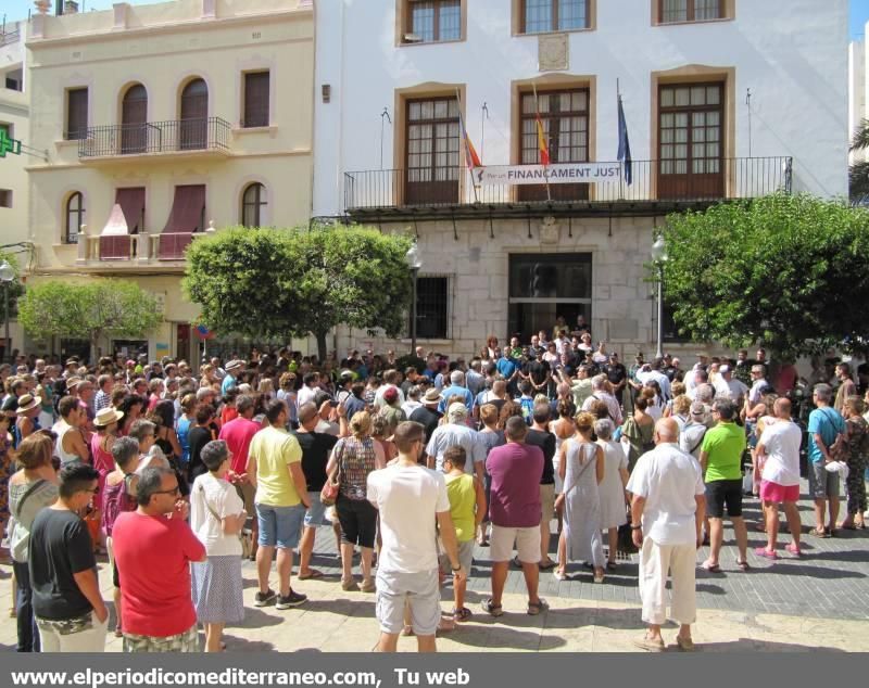 Minutos de silencio en homenaje a las víctimas de Barcelona y Cambrils