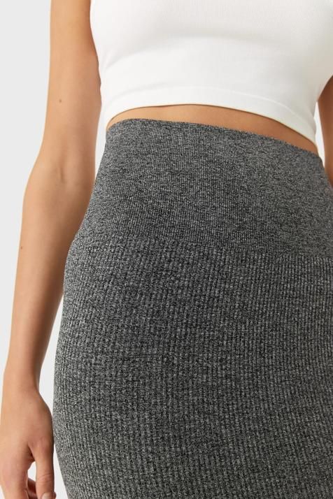Falda de punto de Stradivarius