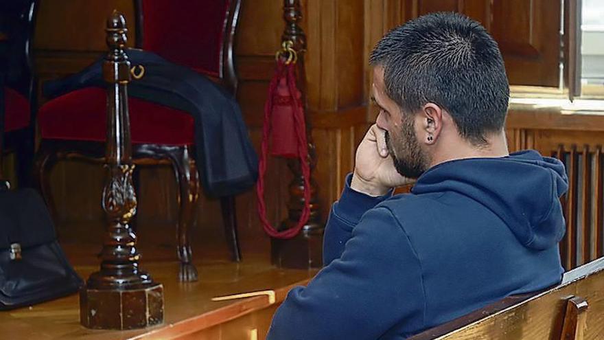 Francisco José Varela en el juicio en Pontevedra.