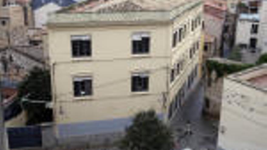 Girona habilitarà l&#039;edifici de l&#039;UNED per als sense sostre