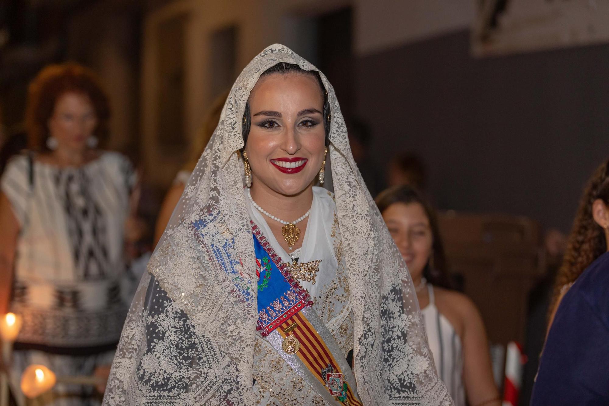 Cita fallera en la procesión de Xirivella