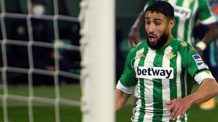 Fekir firma uno de los goles del año frente al Levante (2-0)