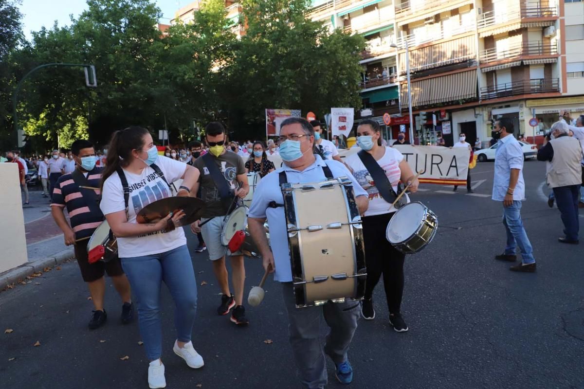 Manifestación de aficionados y profesionales taurinos por Córdoba