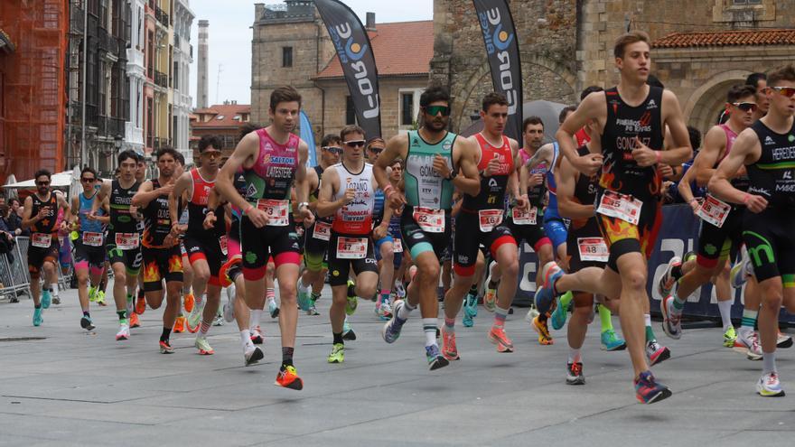 Brea y Fernández pisan fuerte en el Duatlón de Avilés