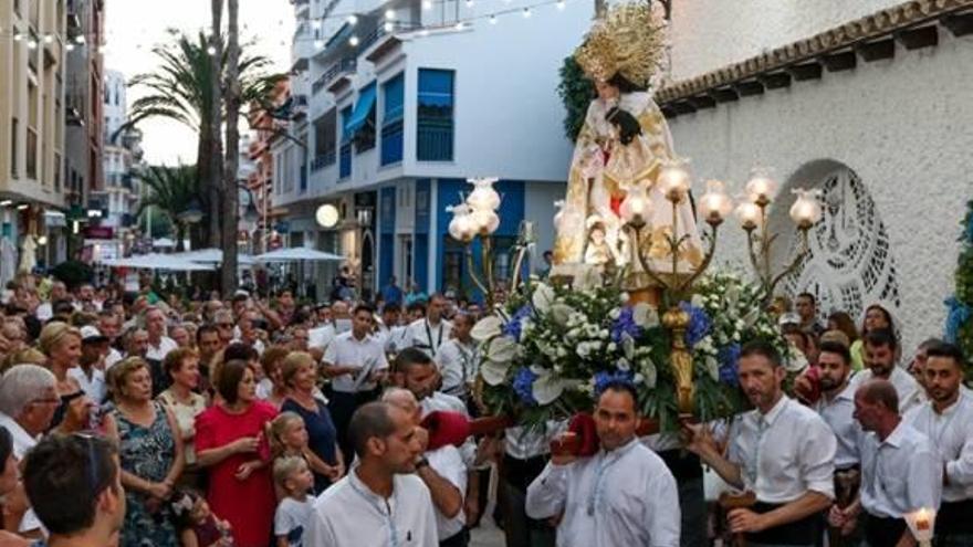 Fervor a la Virgen en Moraira