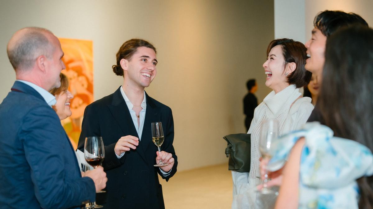 La «conquista de Asia» del pintor grovense Pablo Ozo ha comenzado