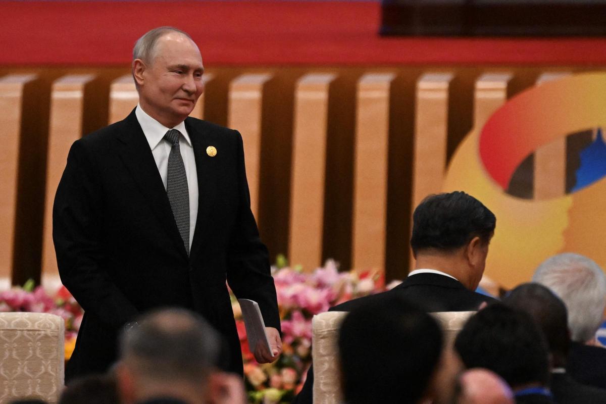 Vladímir Putin se reúne con Xi Jinping en Pekín