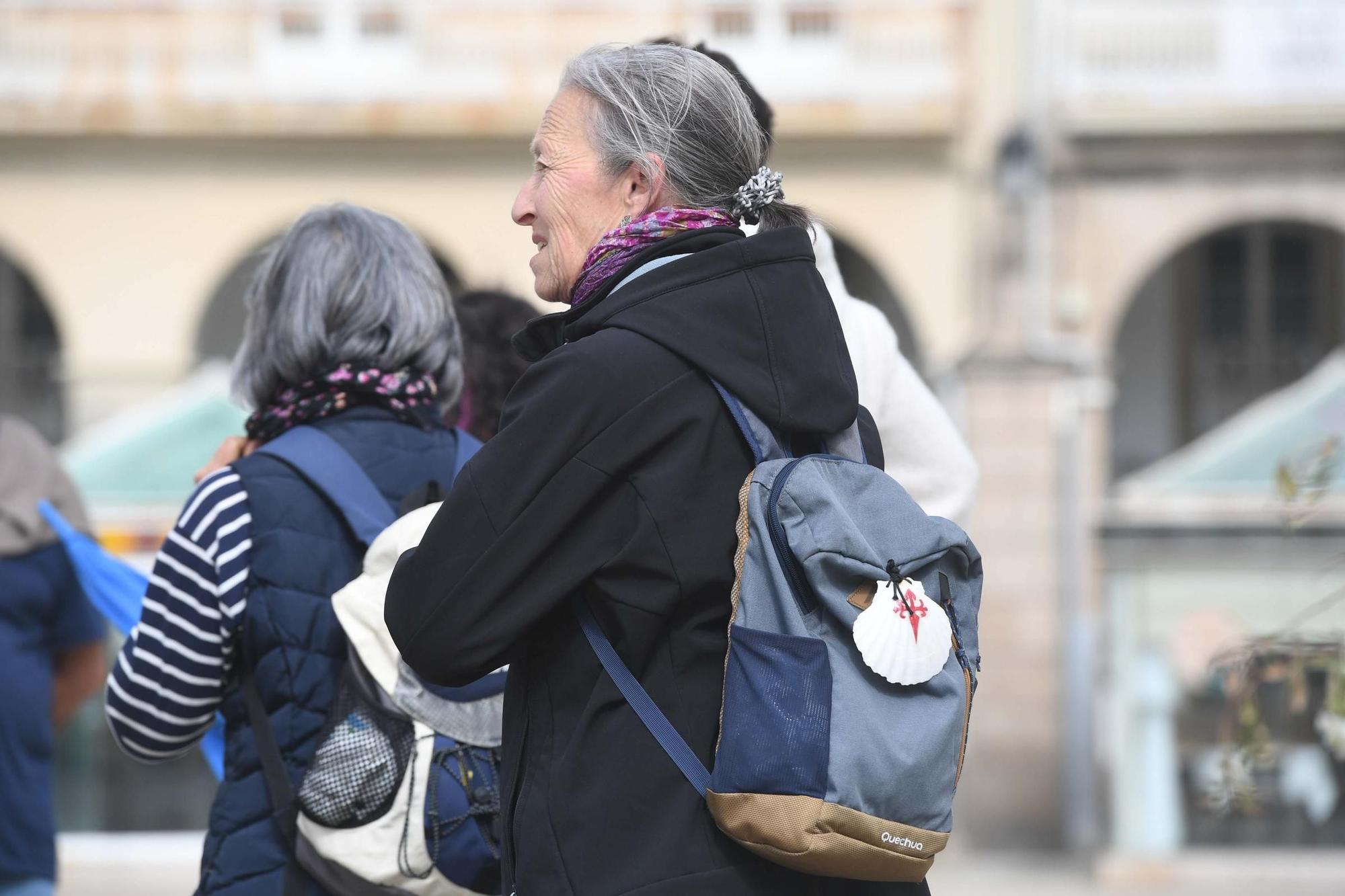 Turistas visitan A Coruña