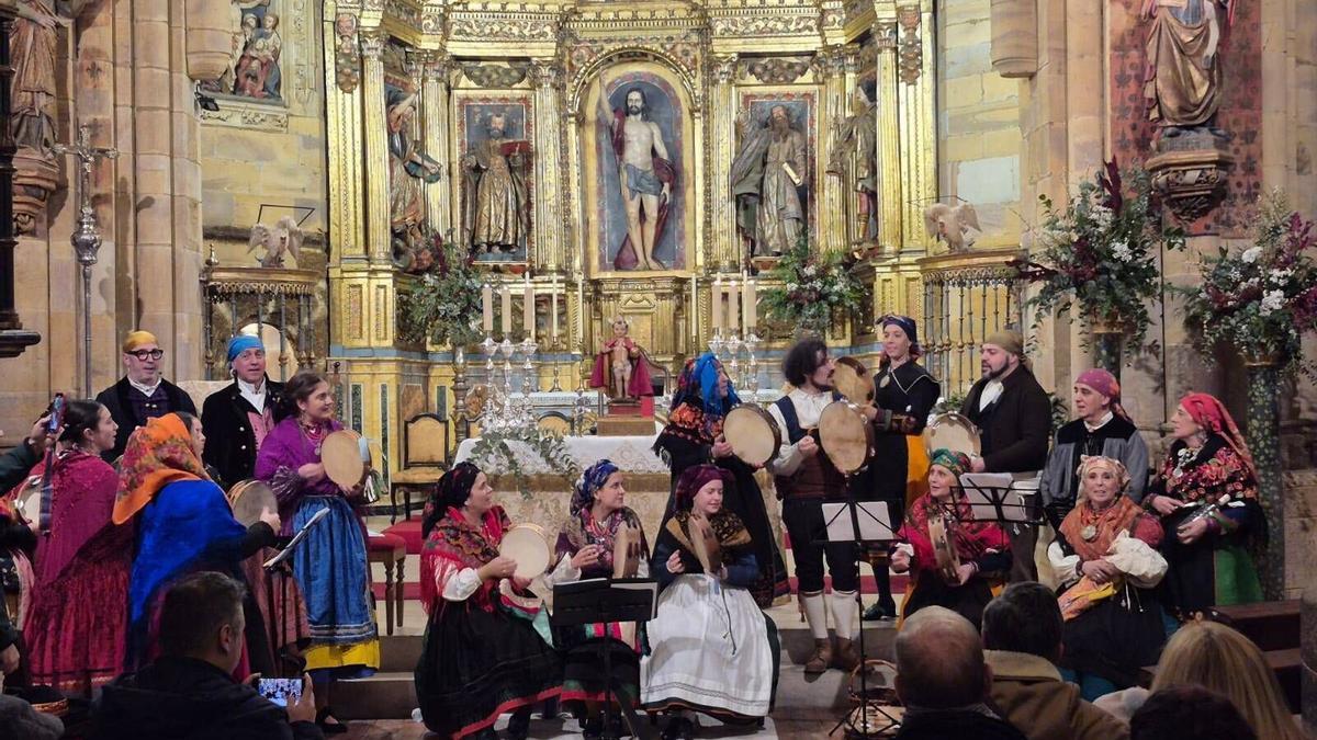 Son de Los Valles, asociación etnográfica y cultural de Benavente.