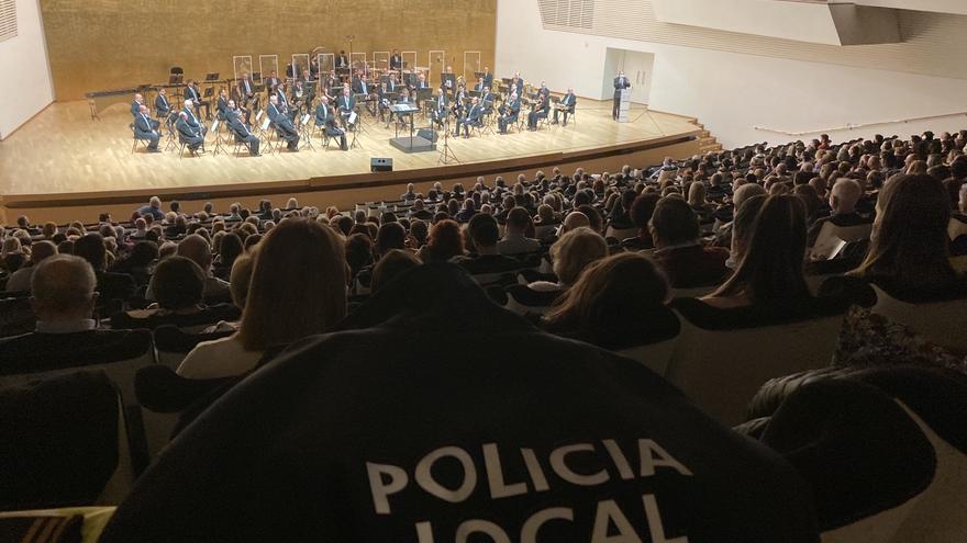 Así suena el himno de la Policía Local de Alicante