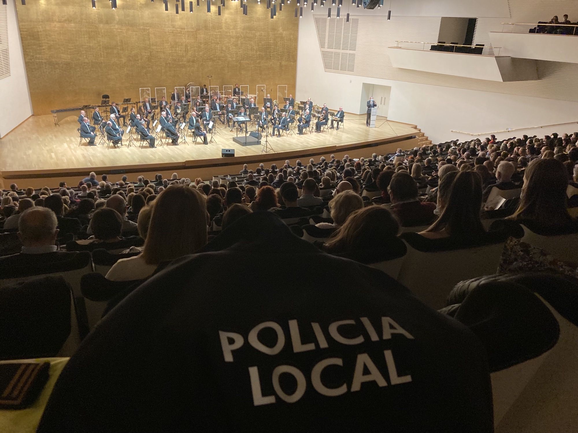 Estreno del nuevo himno de la Policía Local de Alicante