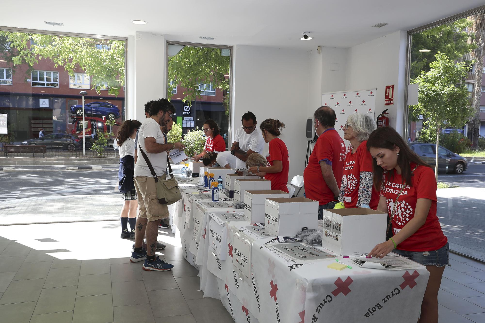 Abre la Feria del Corredor de la 9ª Carrera Cruz Roja