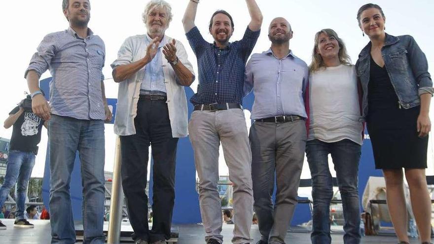 Xulio Ferreiro, Beiras, Pablo Iglesias, Luís Villares, Carmen Santos y Eva Solla, en 2016.