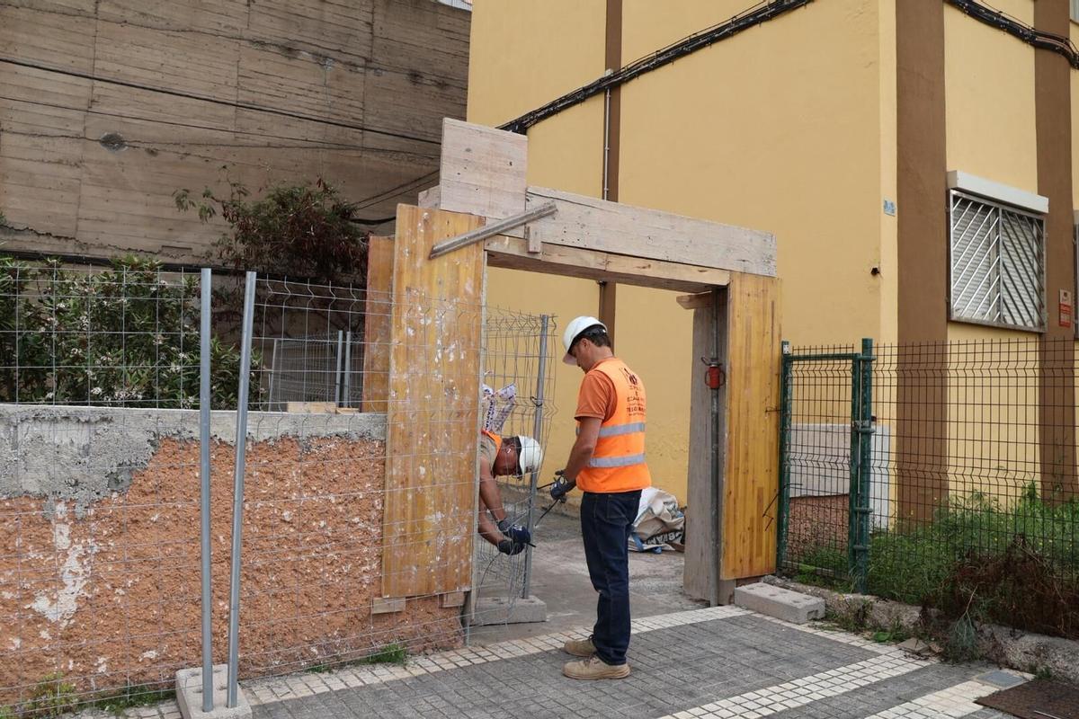 Inicio de los preparativos para las obras del muro en Miller Bajo