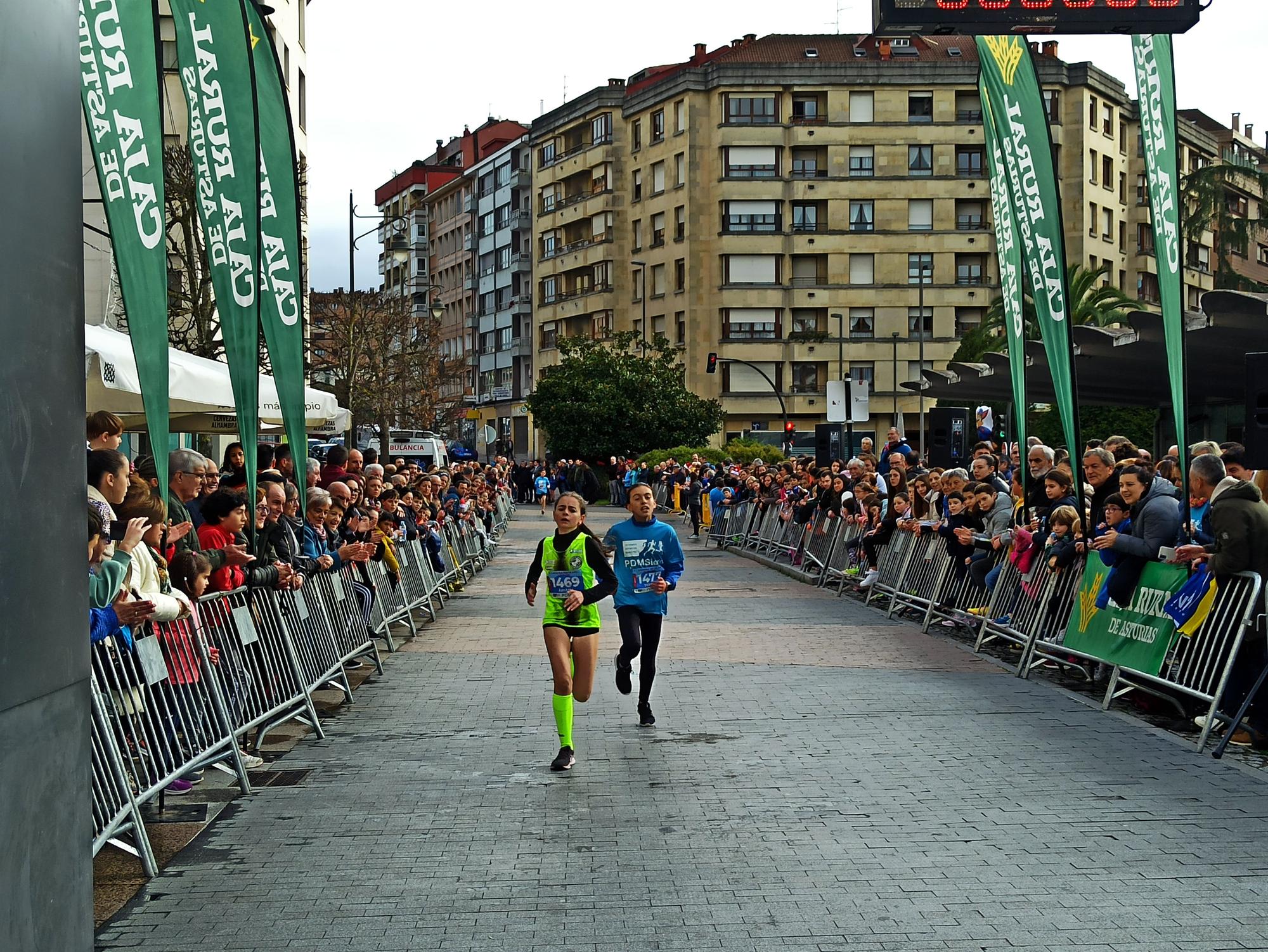 Casi 1.500 participantes disputan la carrera de Fin de Año de Pola de Siero