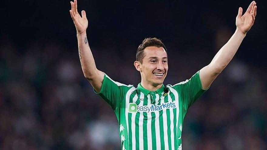 Andrés Guardado, sonriente SD.