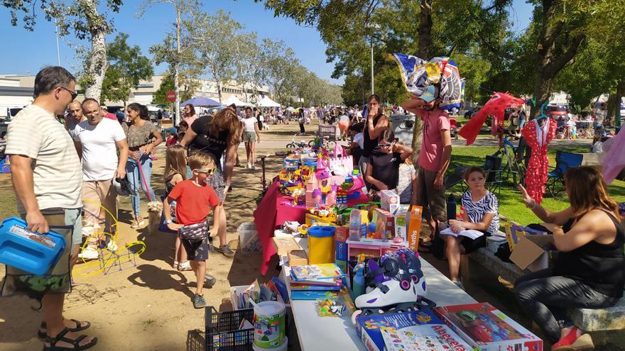 Multitudinària fira del Cop d’Ull infantil a Banyoles