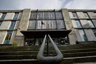 Dos firmas optan a redactar el proyecto para reformar la Escuela de Minas en Oviedo